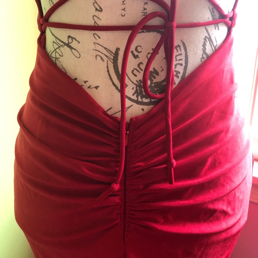 HOST PICK | Red formal gown / prom dress - Picture 5 of 8